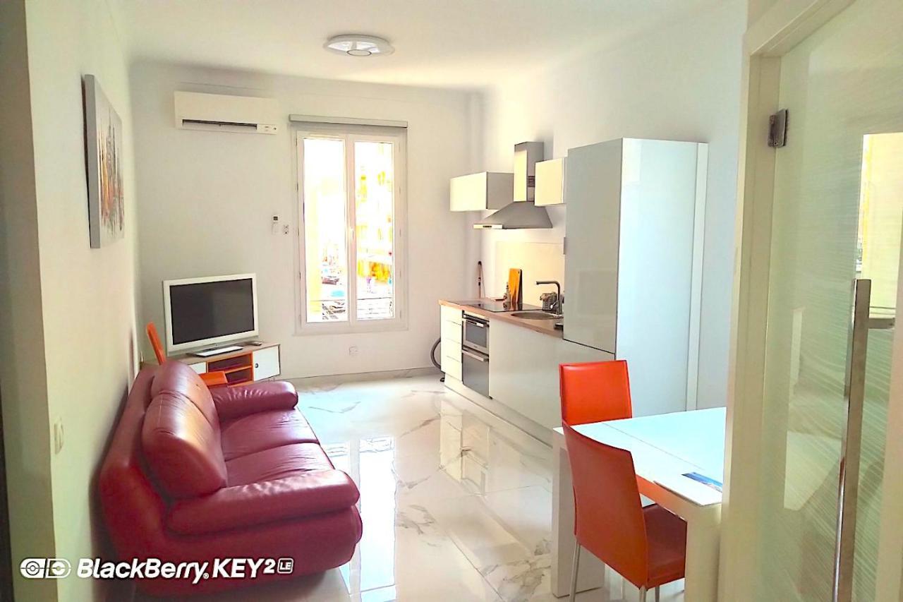 Suite Stalingrad Nice Bagian luar foto