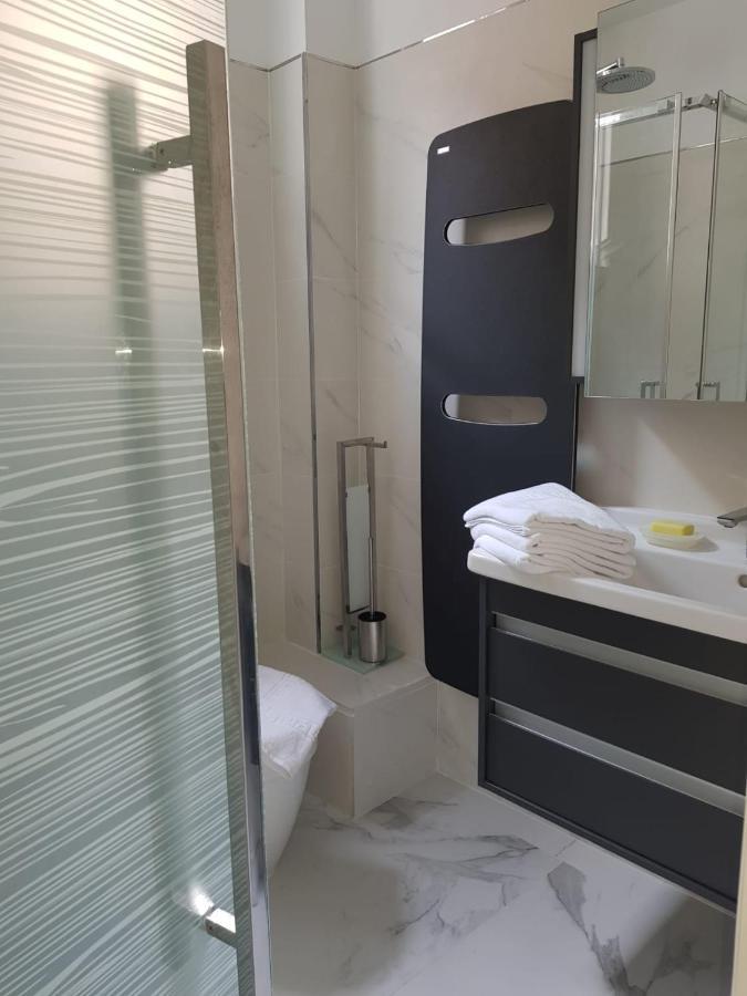 Suite Stalingrad Nice Bagian luar foto